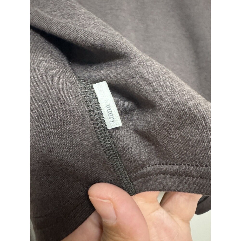 Vuori Womens Long Sleeve Halo Top Size Small Stretch Brown Button - Picture 6 of 6